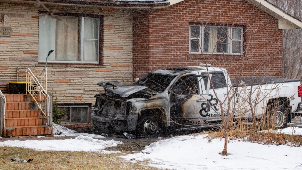 canada tow truck turf war